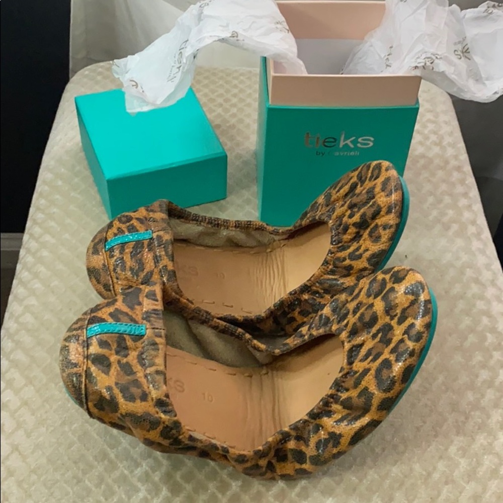 Tieks in Leopard - Size 10